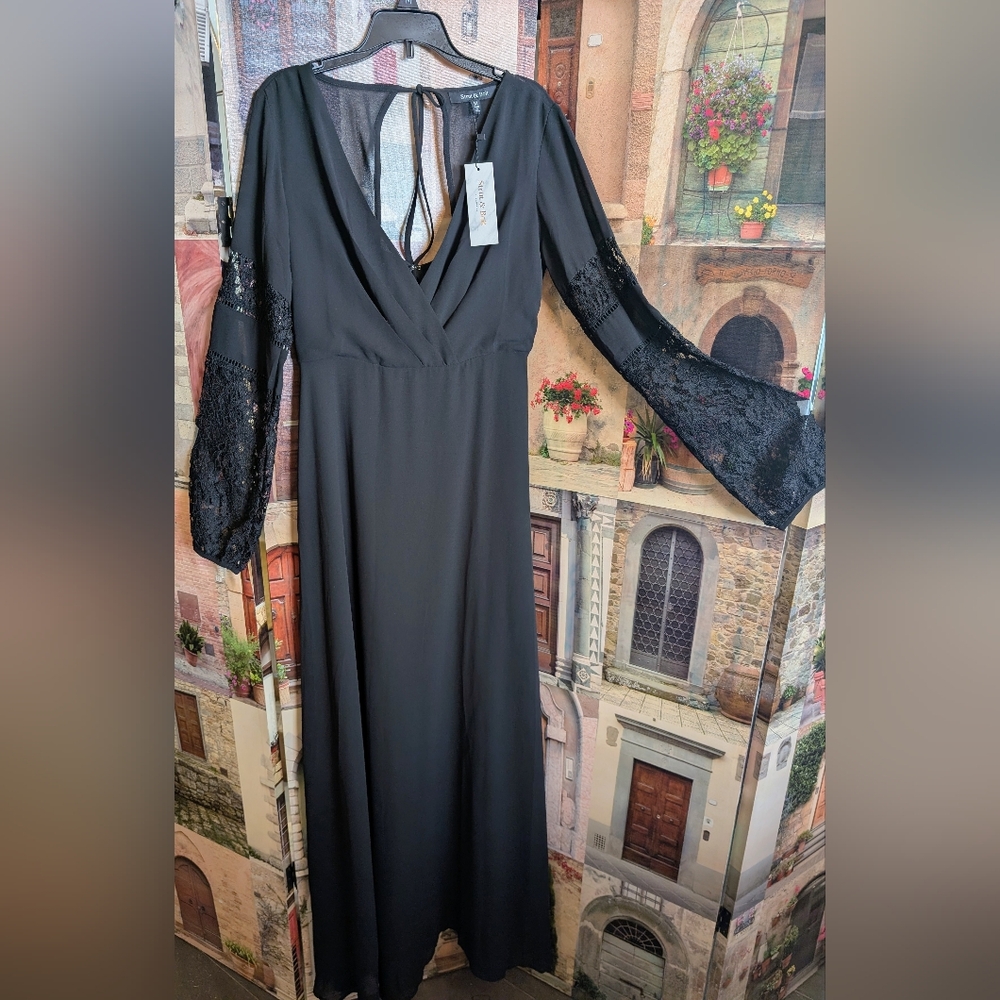 Elegant Black Long Sleeve Dress with Lace Accents